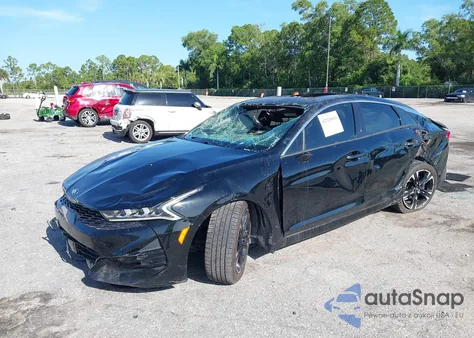 2021 Kia K5 Gt-Line z USA, uszkodzony, nr VIN 5XXG64J28MG019131